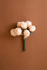 artificial rose bundle,