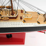 Midsize Queen Mary Ship Model & Case Set – Handcrafted Display – 16