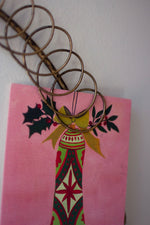 Decorative metal wreath for displaying Christmas cards