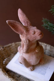 bunny sculptural accents