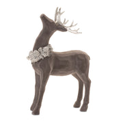 Modern Christmas Deer Decor Set with Sleek Silhouette