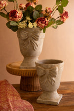 2 × Set of 2 Concrete Decorative Urns with Bow Detail – Tabletop & Garden Use by Kalalou