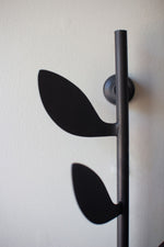 Handcrafted Iron Wall Rack – Leaf Detail Organizer