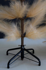 Neutral-toned holiday pampas grass tree décor