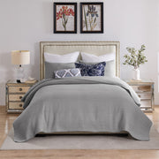 Cosmo Gray Quilt Set – 3-Piece Modern Bedding with Shams