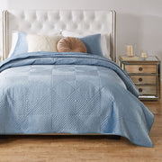 Greenland Home Fashions Riviera Velvet 3-Piece Spa Blue Quilt Set