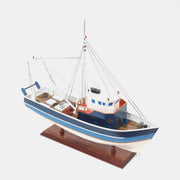 Authentic La Confiance Model Ship – Handcrafted Wood and Metal Details – 21 Inch