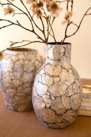 iridescent vase,