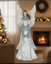 Resin Christmas Angel Holding Wreath – 18.5