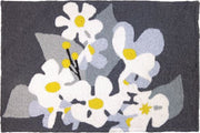 Jellybean Daisies On Pewter Garden Accent Rug – 20×30 Inch Indoor/Outdoor Mat