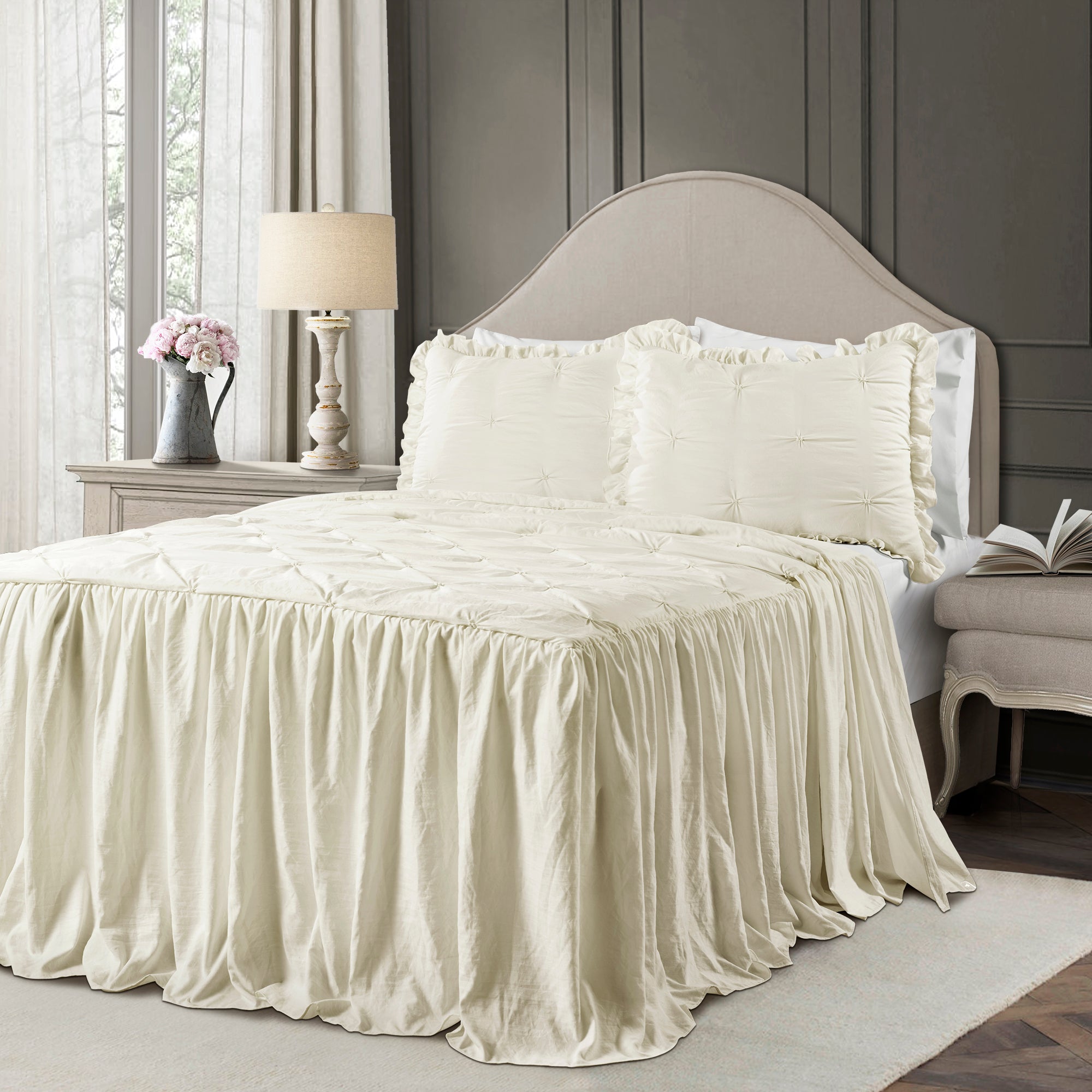 Ruffle skirt hotsell 2-piece bedspread set