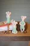 Kalalou CHB2225 Felt Yoga Pigs Set of 3