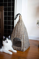 Kalalou CLAN1026 Hanging Wicker Cat Basket