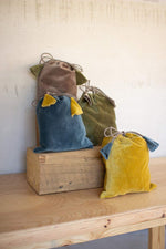 Kalalou NRV2131 Set of Four Velvet Ditty Bags