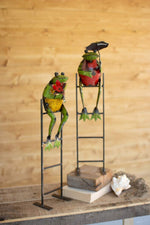 Kalalou NTM1254 Set of Two Recycled Metal Frogs on Ladders