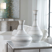 17964 Potter Fluted Striped Vases,Set of 2