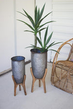 Kalalou CMN1347 Set Of Two Galvanized Urns On Wood Bases #1